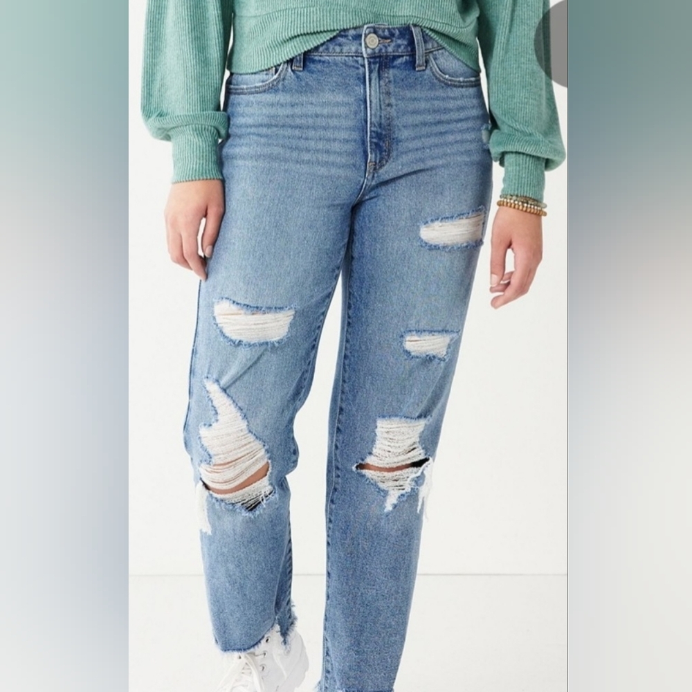 SO Straight High Rise Distressed Destructed Jeans Jean Size 9 29W Kohl's NWT